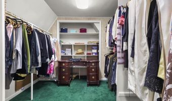 2730 W CHEW St, Allentown, PA 18104