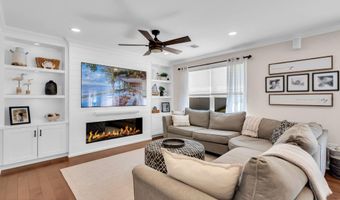 34 Marlin Ct, Bayville, NJ 08721