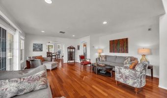 201 Ho'opili Akau St, Kihei, HI 96753