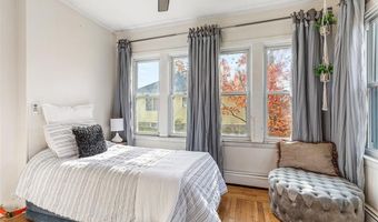 27 Dean Ave, Johnston, RI 02919