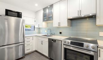 68 Walaka St 5, Kihei, HI 96753