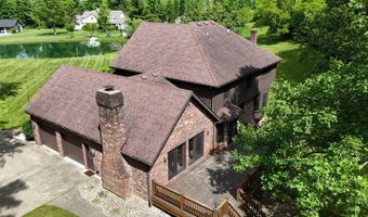 80 Hillcrest Estates Dr, Batesville, IN 47006