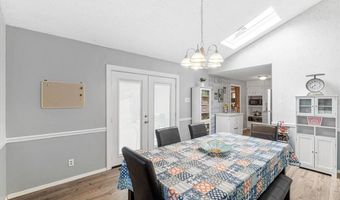 9513 Sequoia Ct, Affton, MO 63123