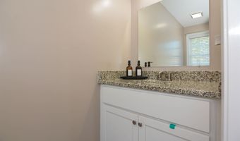 35 Cross St, Allenstown, NH 03275