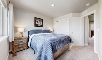 228 E 4th St, Berthoud, CO 80513