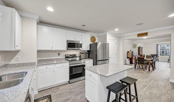 169 Carriagebrook Cir, Camden, SC 29020