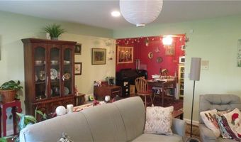 1560 Douglas Ave F79, North Providence, RI 02904