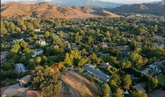 53 Foothill Dr, Agoura Hills, CA 91301