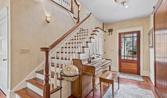 767 Oak St, Ashland, OR 97520
