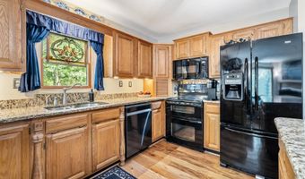 14 Teaberry Ln, Bass River, NJ 08087