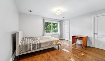 35 Franklin Tpke, Allendale, NJ 07401