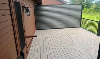 167 Country Club Ln, Amsterdam, NY 12070