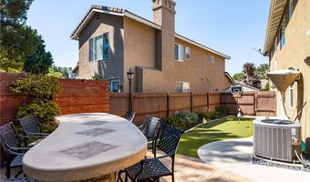 820 S Lee Marie Cir, Anaheim, CA 92808