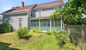 89 Parkview Ave, Bangor, ME 04401