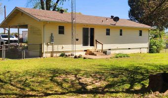 610 Gentry St, Mountain Home, AR 72653