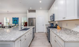 6268 ROADSTEAD Ct, Apollo Beach, FL 33572