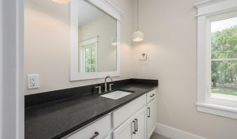 20 Millers Pond Dr, Beaufort, SC 29907