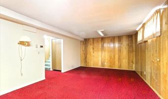 3620 SE Mt Vernon Rd 11, Cedar Rapids, IA 52403