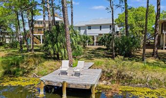 214 HARBOR Cir, Alligator Point, FL 32346