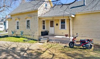 60 6th St, Bangor, ME 04401