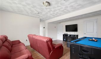 15 Birch Rd, Cumberland, RI 02864