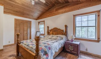 180 Lynn Ln, Big Sandy, TN 38221