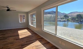 30658 Lakefront Dr, Agoura Hills, CA 91301