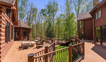 805 Cascades Dr, Aurora, OH 44202
