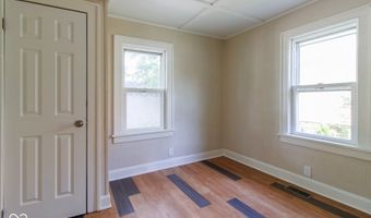 228 E 29th St, Anderson, IN 46016
