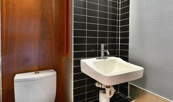 7019 MACARTHUR Blvd, Bethesda, MD 20816