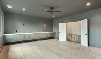 290 Christopher Robin Rd, Alpharetta, GA 30005