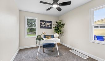 89 Center St, Evans, NY 14006