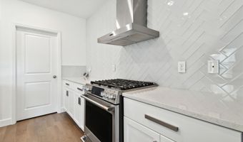 5507 RAINWOOD MEADOWS Dr, Apollo Beach, FL 33572