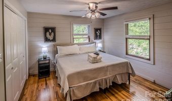 239 Dutch Treat Rd, Banner Elk, NC 28504