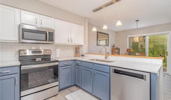 15594 Finch Ave, Apple Valley, MN 55124