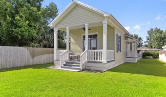 307 Saint George St, Bay St. Louis, MS 39520