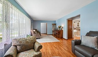 300 S Oak St, Anamosa, IA 52205