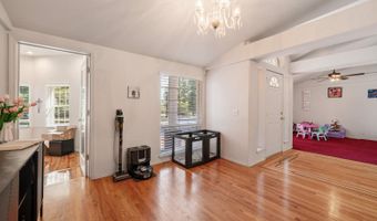 15947 Butterfield Ln, Anderson, CA 96007