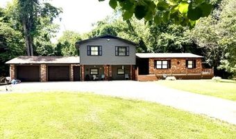 1 Collins Ln, Barboursville, WV 25504