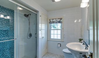 151 Lakewood Blvd, Madison, WI 53704