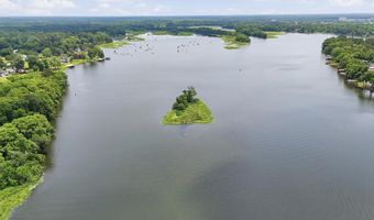 1007 River Pointe Dr, Albany, GA 31701