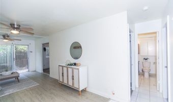 1423 Emerson St 105, Honolulu, HI 96813