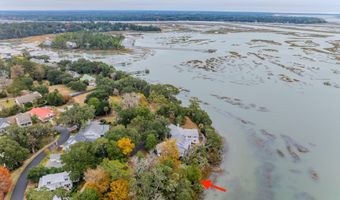 312 Bull Ln, Beaufort, SC 29902