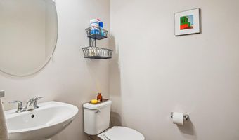 709 SKIPPERS Ln, Annapolis, MD 21401