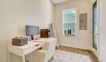 25524 RED CHERRY Dr, Aldie, VA 20105