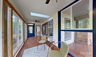 8 Indian Ridge Rd, Asheville, NC 28803