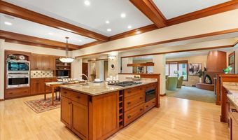 5870 Persimmon Dr, Fitchburg, WI 53711