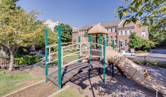 4659 LAMBERT Dr, Alexandria, VA 22311
