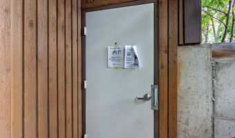 420 E 56th Ave #7H, Anchorage, AK 99518