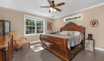 1045 N Quarry Rd, Amherst, OH 44001